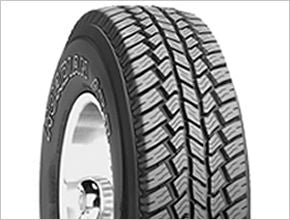 Neumático para auto o camioneta NEXEN  ROADIAN A/T 205/70 Aro R15C