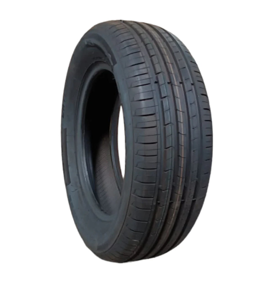 Neumático para auto o camioneta WINDFORCE 98H CATCHFORS H/P 225/60 Aro R16