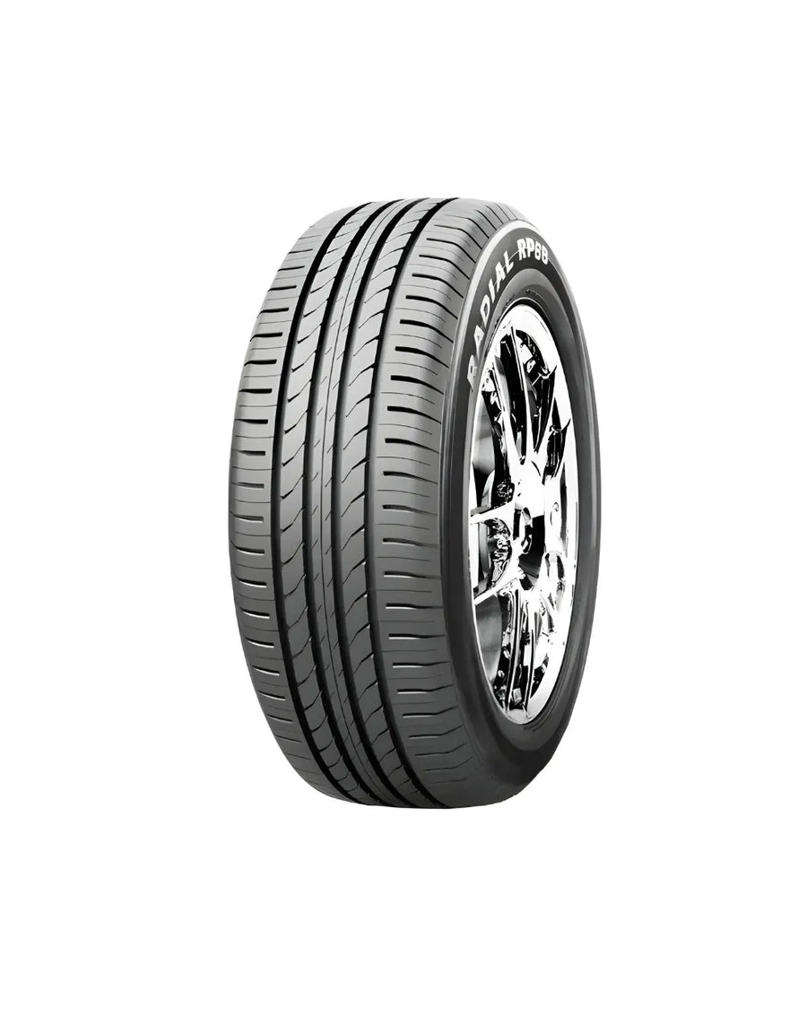Neumático para auto o camioneta GOLDENCROWN 81T HT RP68 165/70 Aro R14